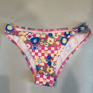 Groovy bikini bottoms
